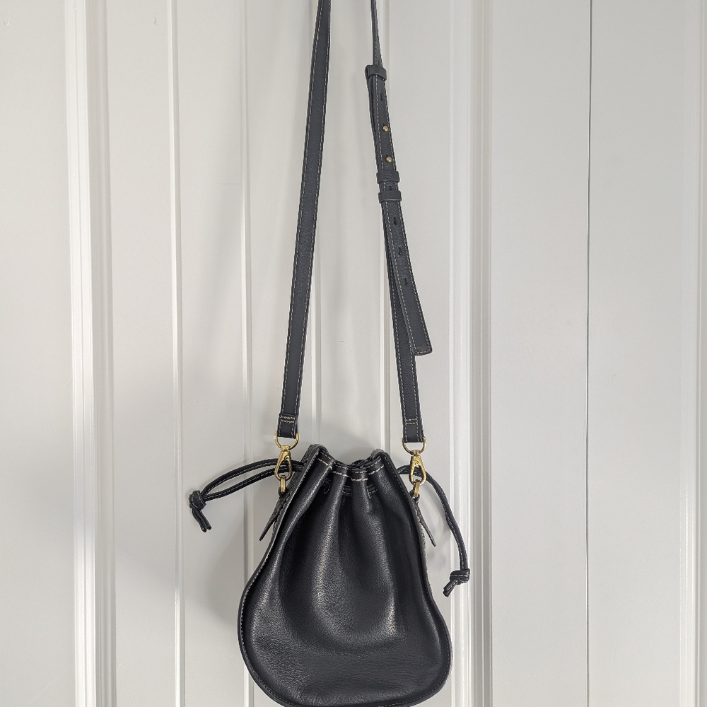 Fossil Black Pebble Drawstring Crossbody - Picture 11 of 13